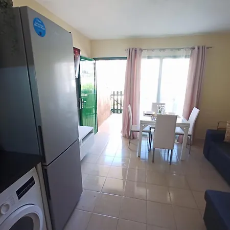 Apartment Sunny With Pool View By Ocean