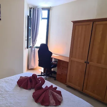 Sunny With Pool View By Ocean Appartement *