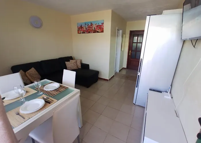 Lägenhet Sunny With Pool View By Ocean Costa De Antigua