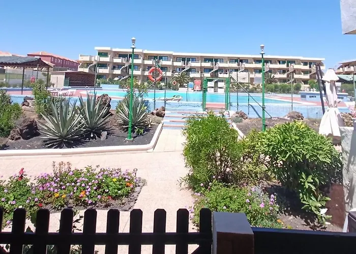 Sunny With Pool View By Ocean Costa De Antigua