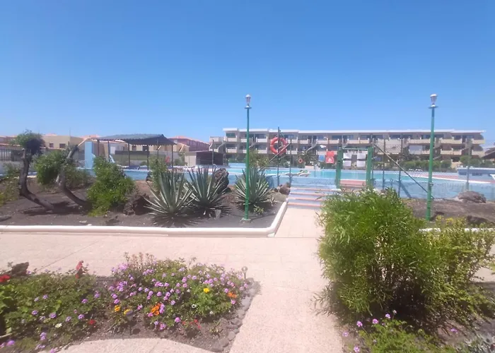 Lägenhet Sunny With Pool View By Ocean *